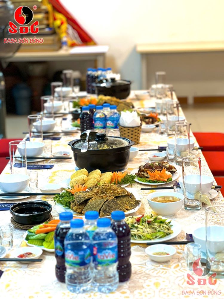 Qu&aacute;n ăn ngon ở x&atilde; đ&agrave;n h&agrave; nội