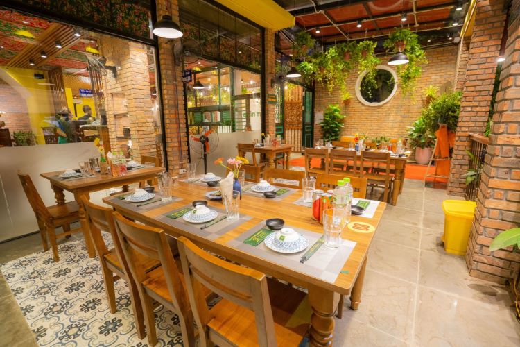 Nhà hàng đặt tiệc tất niên