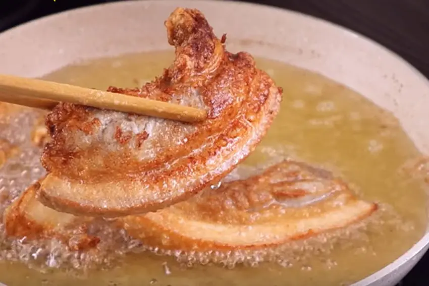 ba rọi chi&ecirc;n nước mắm