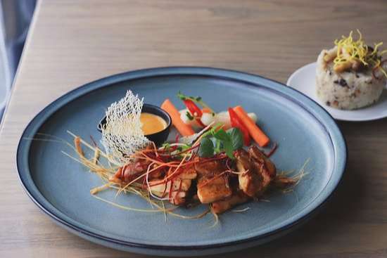 qu&aacute;n ăn ngon sang trọng ở đống đa