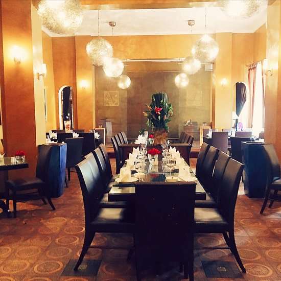 nh&agrave; h&agrave;ng tổ chức sinh nhật ở h&agrave; nội