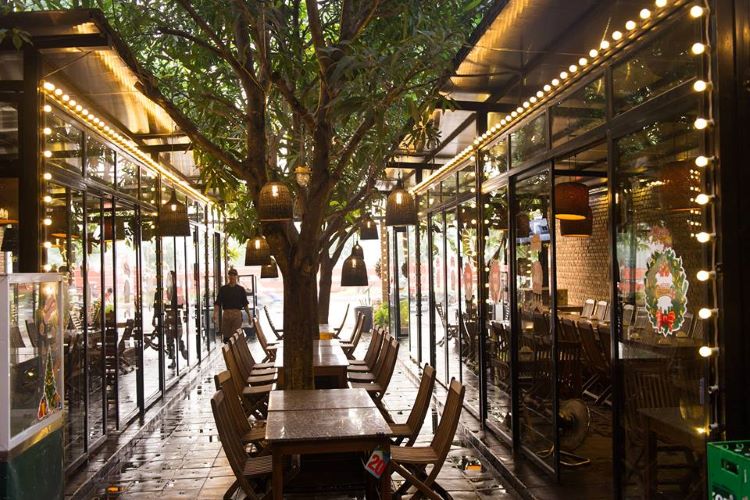 Qu&aacute;n ăn ngon ở X&atilde; Đ&agrave;n H&agrave; Nội 