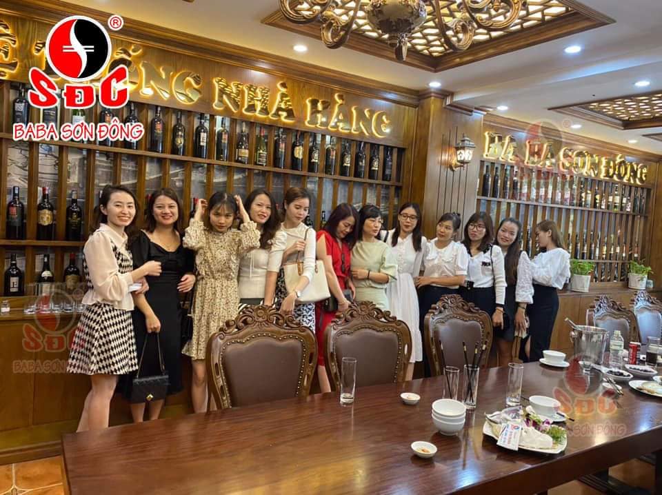 Nhà hàng có phòng riêng tổ chức sinh nhật
