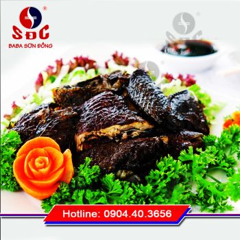 GÀ H-MONG HẤP LÁ CHANH